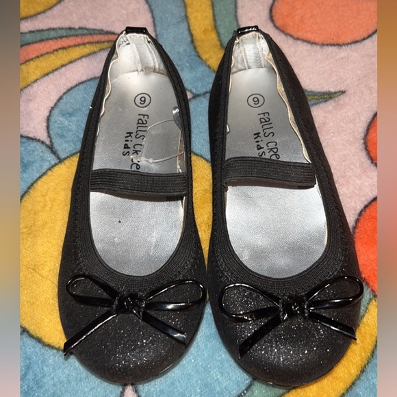 Falls Creek Toddlers Black Glitter Bow Shoes Size 9 - Picture 5 of 5